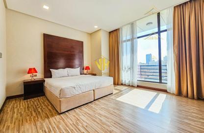 Apartment - 2 Bedrooms - 3 Bathrooms for rent in Al Juffair - Capital Governorate