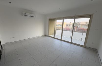 مجمع سكني - 4 - 4 للايجار في سار - المحافظة الشمالية
