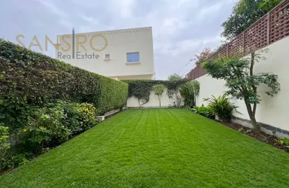 فيلا - 4 غرف نوم - 4 حمامات للايجار في الجنبية - المحافظة الشمالية