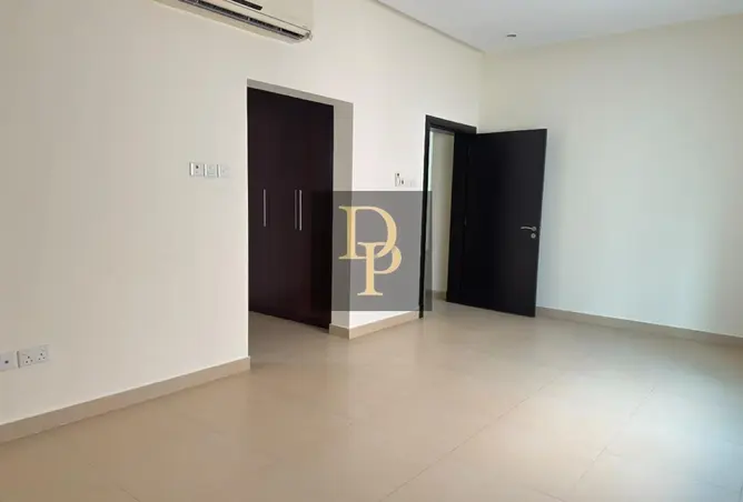58413396 - Property Image 3
