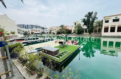 شقة - 2 غرف نوم - 2 حمامات للايجار في مدينة المرسى - أمواج - المحرق