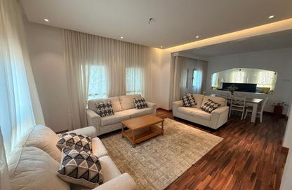 Villa - 5 - 5 for sale in Janabiya - Northern Governorate