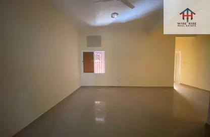 Apartment - 3 Bedrooms - 2 Bathrooms for rent in Sanad - Central Governorate