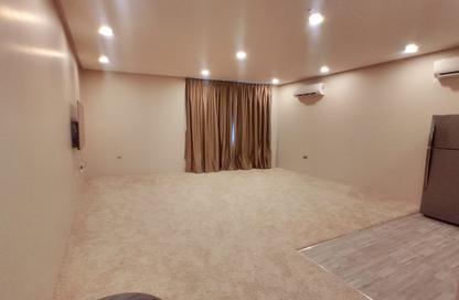 Apartment - Studio - 1 for rent in Maqabah - Northern Governorate
