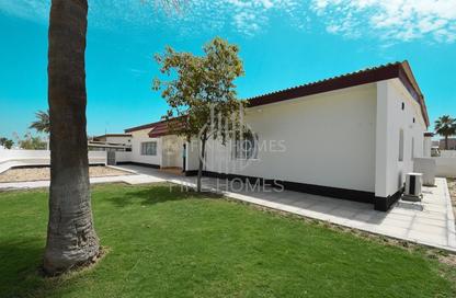 Villa - 4 Bedrooms - 4 Bathrooms for rent in Sanad - Central Governorate