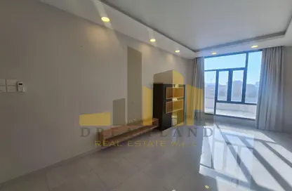 Apartment - 1 Bedroom - 1 Bathroom for rent in Segaya - Manama - Capital Governorate