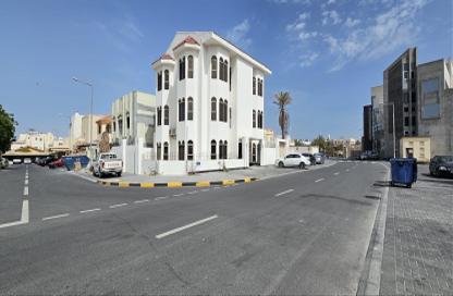 Villa - Studio - 3 Bathrooms for rent in Riffa - Southern Governorate