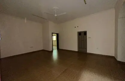 Apartment - 2 Bedrooms - 2 Bathrooms for rent in Hamad Town - Northern Governorate