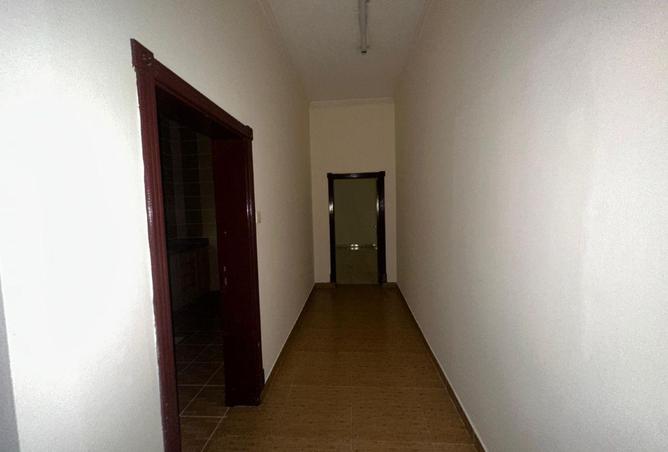 52650002 - Property Image 2