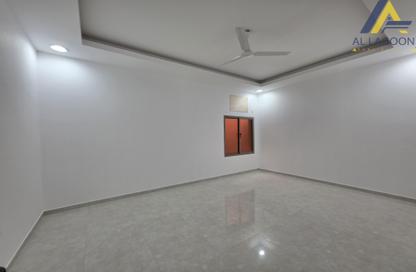 Apartment - 3 Bedrooms - 3 Bathrooms for sale in Alhajiyat - Riffa - Southern Governorate