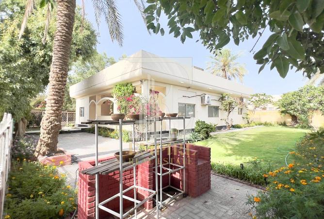 52196517 - Property Image 2