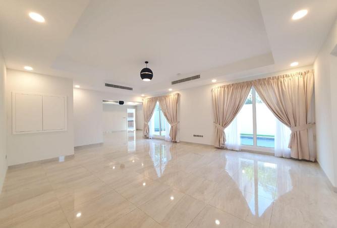 53521019 - Property Image 3