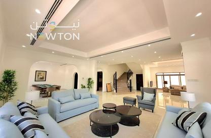 Villa - 4 Bedrooms - 5 Bathrooms for rent in Saar - Northern Governorate