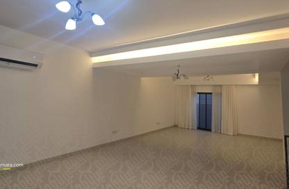 Villa - 4 Bedrooms - 4 Bathrooms for sale in Jid Ali - Central Governorate