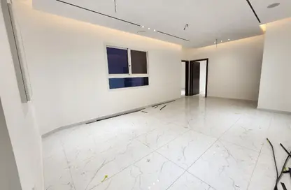 شقة - 2 غرف نوم - 2 حمامات للبيع في الحد - المحرق