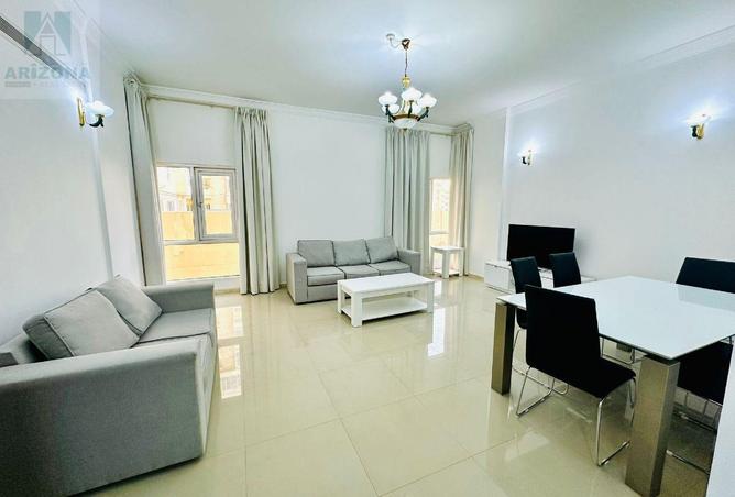 987641 - Property Image 2