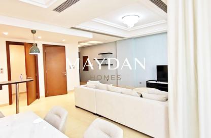 Apartment - 2 Bedrooms - 3 Bathrooms for rent in Reef Island - Capital Governorate