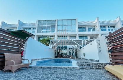 Villa - 4 Bedrooms - 6 Bathrooms for rent in Amwaj Avenue - Amwaj Islands - Muharraq Governorate