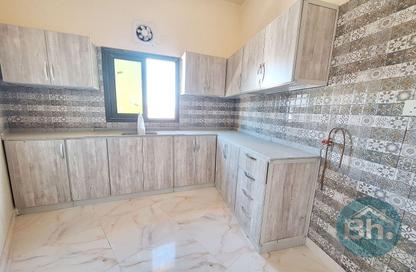 Apartment - 2 Bedrooms - 3 Bathrooms for rent in Arad - Muharraq Governorate