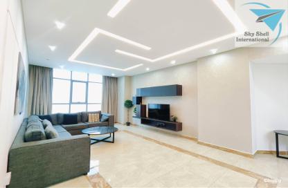 Apartment - 3 Bedrooms - 4 Bathrooms for rent in Busaiteen - Muharraq Governorate