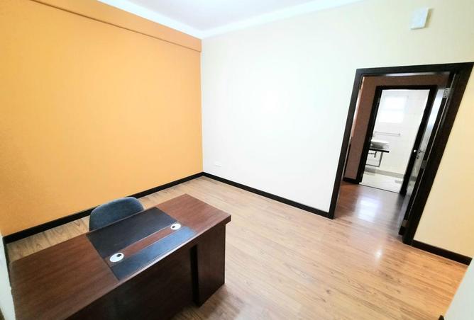 51442647 - Property Image 3