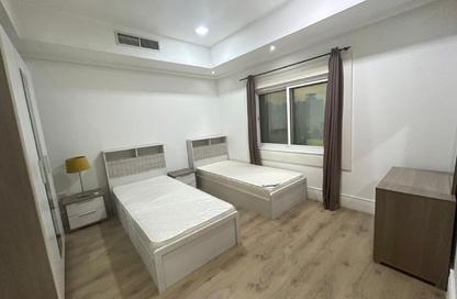 Apartment - 2 Bedrooms - 2 Bathrooms for rent in Segaya - Manama - Capital Governorate