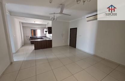 Apartment - 2 - 3 for rent in Sanad - Central Governorate Apartment - 2 - 3 for rent in Sanad - Central Governorate