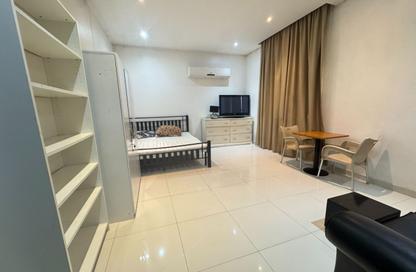 Apartment - Studio - 1 Bathroom for rent in Maqabah - Northern Governorate
