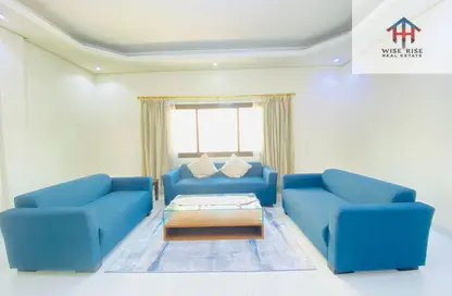 Apartment - 2 Bedrooms - 3 Bathrooms for rent in Al Burhama - Manama - Capital Governorate