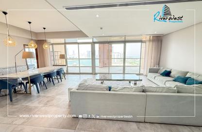 Penthouse - 4 Bedrooms - 4 Bathrooms for rent in Reef Island - Capital Governorate