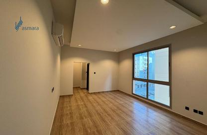 Apartment - 3 Bedrooms - 2 Bathrooms for sale in Hidd - Muharraq Governorate Apartment - 3 Bedrooms - 2 Bathrooms for sale in Hidd - Muharraq Governorate