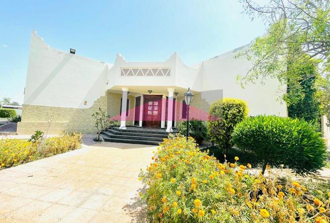 51692611 - Property Main Image