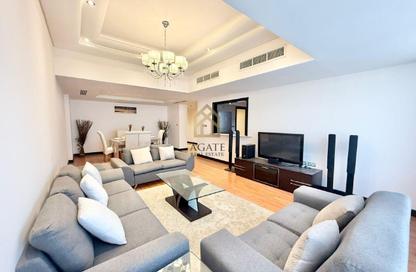 Apartment - 3 - 3 for rent in Sanabis - Manama - Capital Governorate