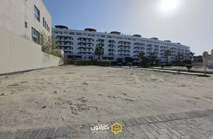 أرض - استوديو للبيع في شارع أمواج - أمواج - المحرق