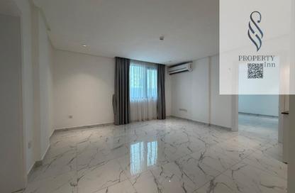 Apartment - 2 Bedrooms - 2 Bathrooms for rent in Seef - Capital Governorate Apartment - 2 Bedrooms - 2 Bathrooms for rent in Seef - Capital Governorate