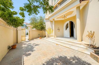 Villa - 3 Bedrooms - 5 Bathrooms for rent in Seef - Capital Governorate