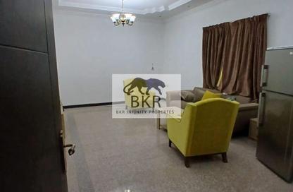 Apartment - 3 Bedrooms - 2 Bathrooms for rent in Al Burhama - Manama - Capital Governorate Apartment - 3 Bedrooms - 2 Bathrooms for rent in Al Burhama - Manama - Capital Governorate