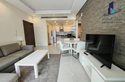 Apartment - 1 Bedroom - 2 Bathrooms for rent in Al Juffair - Capital Governorate