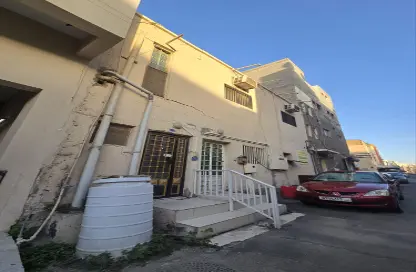 فيلا - 5 غرف نوم - 4 حمامات للبيع في المحرق - المحرق