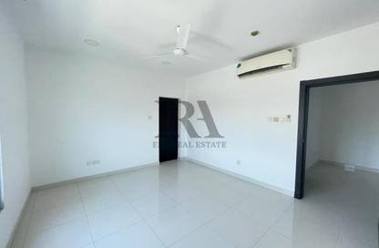 Office Space - Studio - 2 Bathrooms for rent in Tubli - Central Governorate