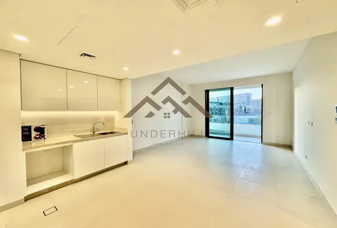 1000989 - Property Image 2
