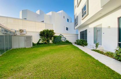Compound - 4 Bedrooms - 4 Bathrooms for rent in Saar - Northern Governorate