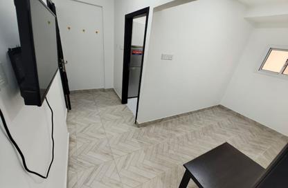 Apartment - 1 - 1 for rent in Exhibition Road - Hoora - Capital Governorate