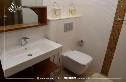 Apartment - 1 Bedroom - 2 Bathrooms for rent in Seef - Capital Governorate
