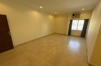 Apartment - 4 Bedrooms - 2 Bathrooms for rent in Adliya - Manama - Capital Governorate