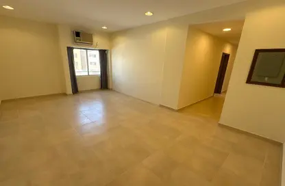 Apartment - 4 Bedrooms - 2 Bathrooms for rent in Adliya - Manama - Capital Governorate