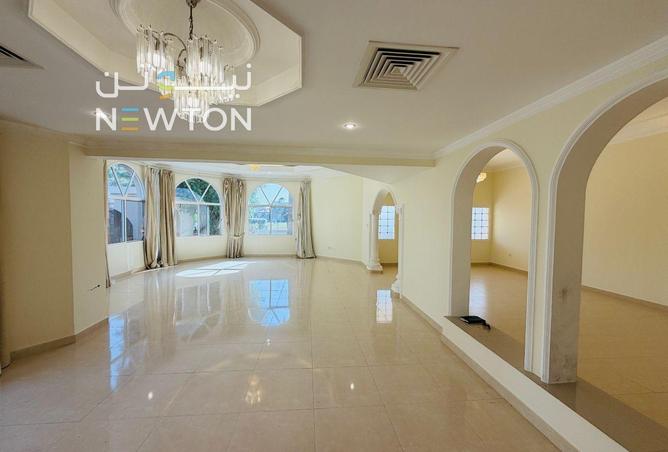 52090689 - Property Image 2