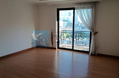 Apartment - 4 Bedrooms - 4 Bathrooms for rent in Um Al Hasam - Manama - Capital Governorate