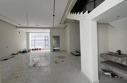 Villa - 4 Bedrooms - 6 Bathrooms for sale in Busaiteen - Muharraq Governorate