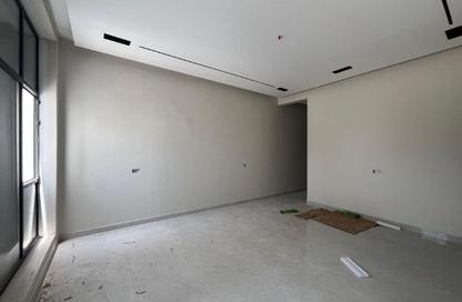 Villa - 4 Bedrooms - 6 Bathrooms for sale in Busaiteen - Muharraq Governorate